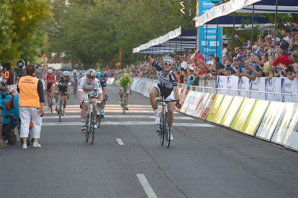 Marcel Kittel wins the 2014 Down Under Classic